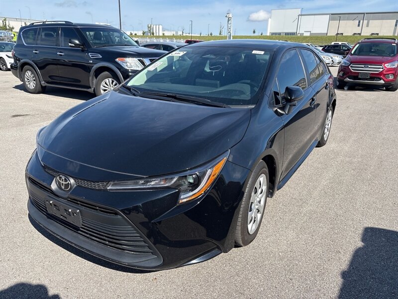 2025 Toyota Corolla LE   - Photo 1 - Kansas City, MO 64131