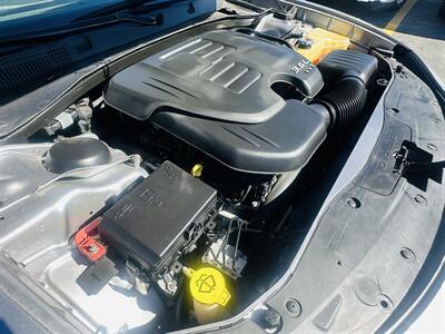 2017 Dodge Charger SE - Photo 9 - Kansas City, MO 64131