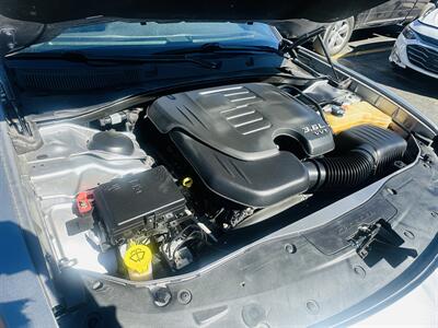 2017 Dodge Charger SE - Photo 8 - Kansas City, MO 64131