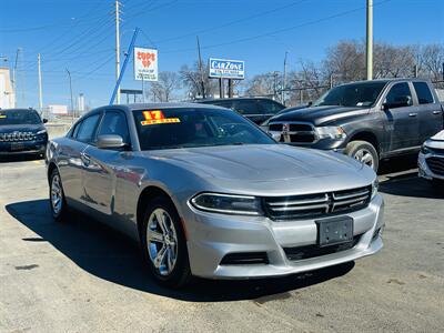 2017 Dodge Charger SE Sedan