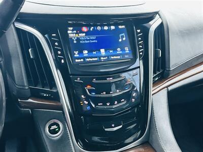 2019 Cadillac Escalade ESV   - Photo 16 - Kansas City, MO 64131
