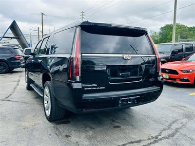 2019 Cadillac Escalade ESV   - Photo 7 - Kansas City, MO 64131
