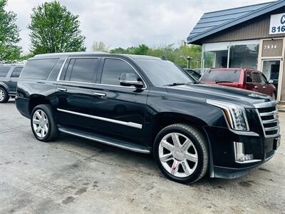 2019 Cadillac Escalade ESV   - Photo 4 - Kansas City, MO 64131