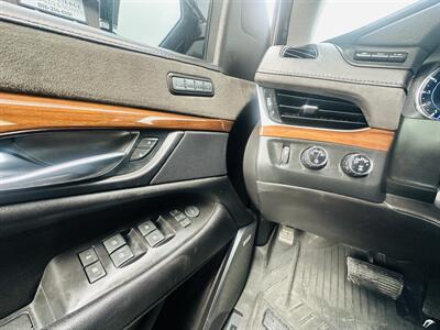 2019 Cadillac Escalade ESV   - Photo 26 - Kansas City, MO 64131