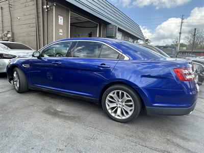 2015 Ford Taurus Limited   - Photo 2 - Kansas City, MO 64131