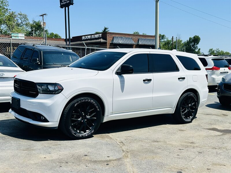 2015 Dodge Durango SXT   - Photo 1 - Raytown, MO 64138
