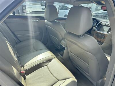 2013 Chrysler 300 C - Photo 10 - Kansas City, MO 64131