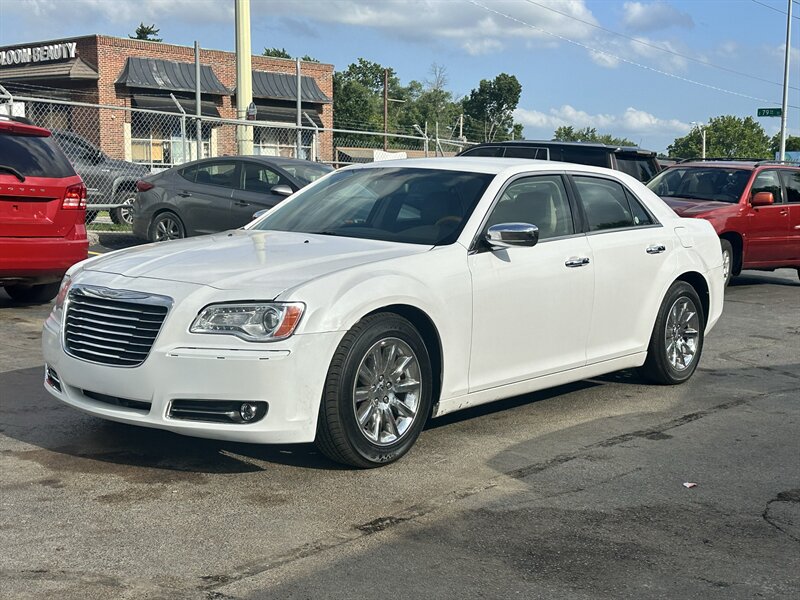 2013 Chrysler 300 C  