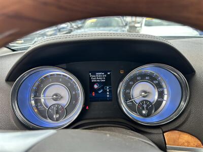 2013 Chrysler 300 C - Photo 18 - Kansas City, MO 64131