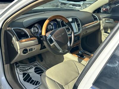 2013 Chrysler 300 C - Photo 9 - Kansas City, MO 64131