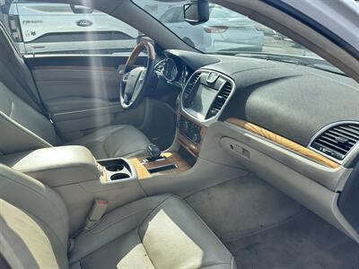 2013 Chrysler 300 C - Photo 15 - Kansas City, MO 64131