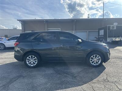 2021 Chevrolet Equinox LS - Photo 8 - Raytown, MO 64138