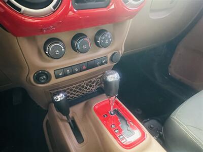 2016 Jeep Wrangler Unlimited Rubicon   - Photo 18 - Kansas City, MO 64131