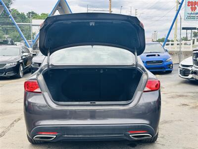 2015 Chrysler 200 S - Photo 6 - Kansas City, MO 64131