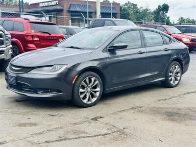 2015 Chrysler 200 S - Photo 1 - Kansas City, MO 64131