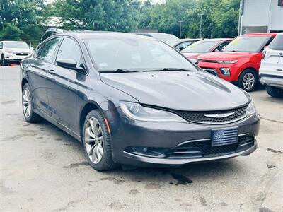 2015 Chrysler 200 S - Photo 3 - Kansas City, MO 64131