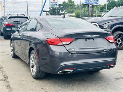 2015 Chrysler 200 S - Photo 5 - Kansas City, MO 64131