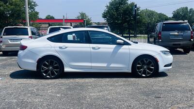 2015 Chrysler 200 S   - Photo 6 - Raytown, MO 64138