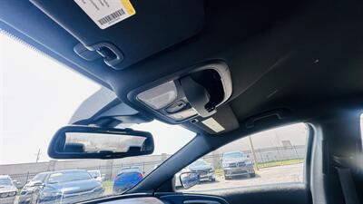 2015 Chrysler 200 S   - Photo 19 - Raytown, MO 64138