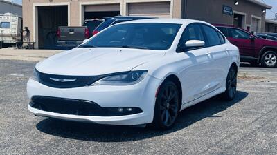 2015 Chrysler 200 S   - Photo 1 - Raytown, MO 64138