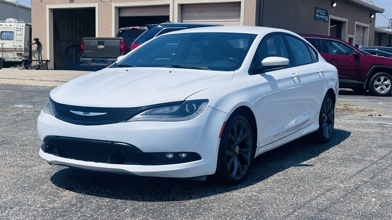 2015 Chrysler 200 S  