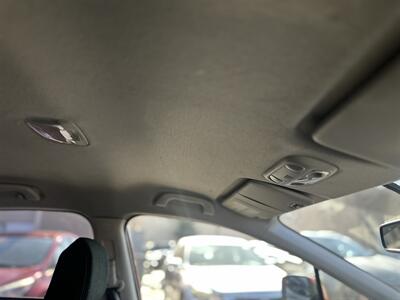 2014 Subaru XV Crosstrek 2.0i Premium - Photo 22 - Raytown, MO 64138