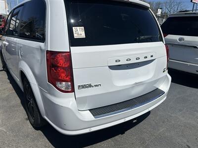 2018 Dodge Grand Caravan GT   - Photo 6 - Kansas City, MO 64131