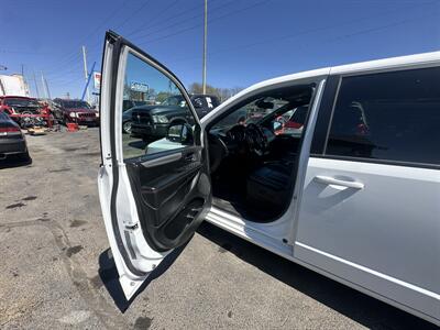 2018 Dodge Grand Caravan GT   - Photo 7 - Kansas City, MO 64131