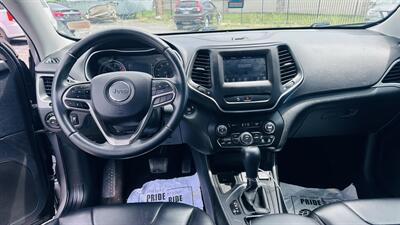2019 Jeep Cherokee Latitude Plus   - Photo 14 - Kansas City, MO 64131