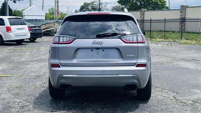 2019 Jeep Cherokee Latitude Plus   - Photo 7 - Kansas City, MO 64131