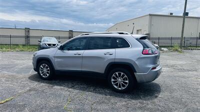 2019 Jeep Cherokee Latitude Plus   - Photo 5 - Kansas City, MO 64131