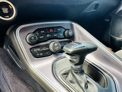 2017 Dodge Challenger R/T Scat Pack - Photo 14 - Kansas City, MO 64131