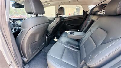 2016 Hyundai TUCSON Limited - Photo 11 - Raytown, MO 64138