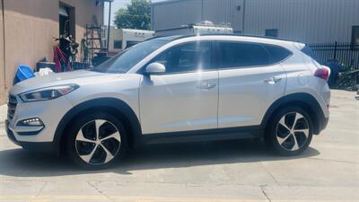 2016 Hyundai TUCSON Limited - Photo 7 - Raytown, MO 64138