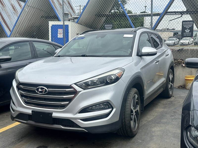 2016 Hyundai TUCSON Limited   - Photo 1 - Kansas City, MO 64131