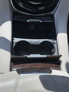 2016 Cadillac Escalade Luxury Collection   - Photo 5 - Kansas City, MO 64131