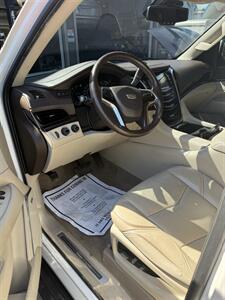 2016 Cadillac Escalade Luxury Collection   - Photo 11 - Kansas City, MO 64131