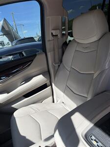 2016 Cadillac Escalade Luxury Collection   - Photo 7 - Kansas City, MO 64131