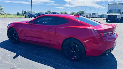 2017 Chevrolet Camaro LT - Photo 8 - Raytown, MO 64138
