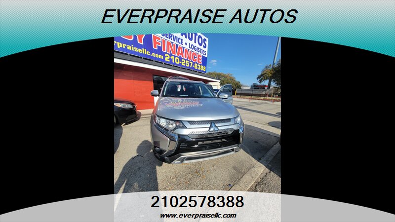 2020 Mitsubishi Outlander SEL  