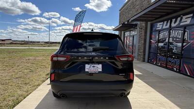 2025 Ford Escape ST-Line Select - Photo 3 - Williston, ND 58801