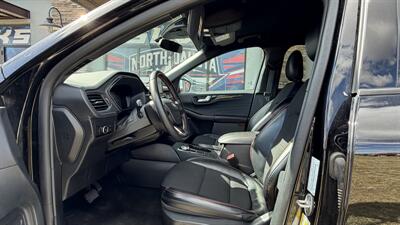 2025 Ford Escape ST-Line Select - Photo 9 - Williston, ND 58801