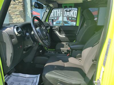 2017 Jeep Wrangler Unlimited Sahara - Photo 5 - Williston, ND 58801