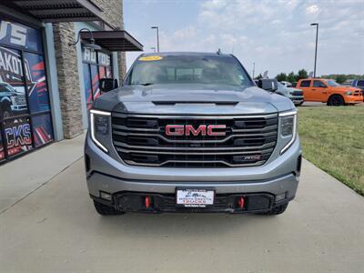 2024 GMC Sierra 1500 AT4 - Photo 4 - Williston, ND 58801