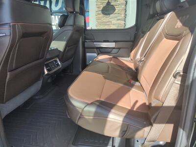 2024 Ford F-350 Super Duty King Ranch - Photo 6 - Williston, ND 58801