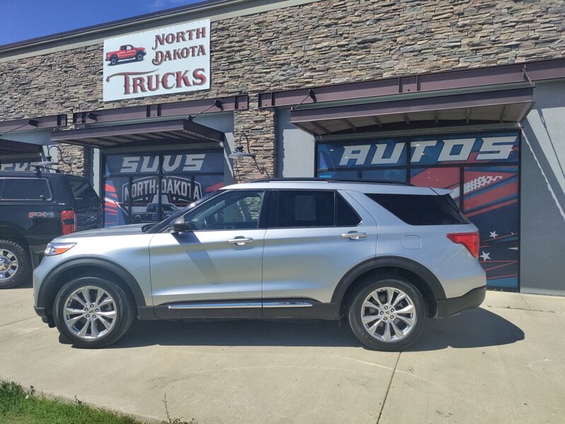 2020 Ford Explorer XLT  