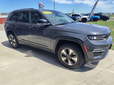 2024 Jeep Grand Cherokee 4xe   - Photo 3 - Williston, ND 58801
