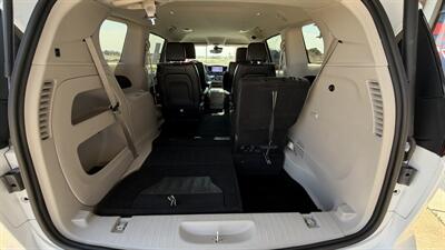 2024 Chrysler Pacifica Touring L - Photo 13 - Williston, ND 58801
