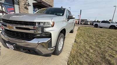2020 Chevrolet Silverado 1500 LT - Photo 8 - Williston, ND 58801