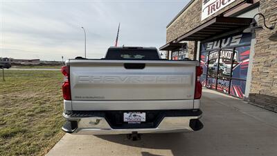 2020 Chevrolet Silverado 1500 LT - Photo 3 - Williston, ND 58801